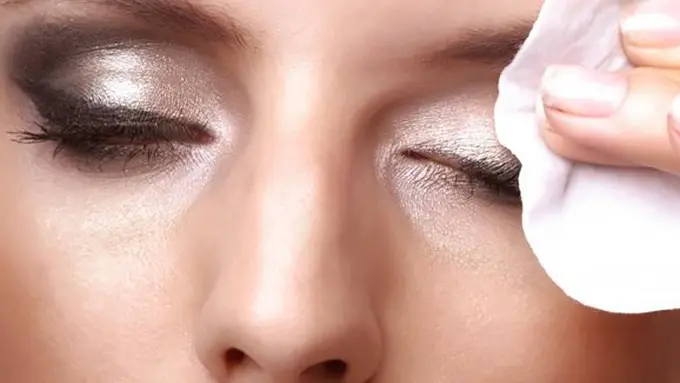 Copyright beautybyearth.com