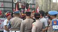 Demo Cipayung Menggugat di DPR Memanas, Massa dan Aparat Sempat Tegang