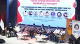 Sejumlah pembicara melakukan pemaparan saat Focus Group Discussion (FGD) yang digelar Forum Masyarakat Indonesia Emas (FORMAS) di Auditorium Penunjang Siaran Luar Negeri, Gedung Radio Republik Indonesia (RRI), Jakarta, Jumat (5/6/2026). (Liputan6.com/Helmi Fithriansyah)