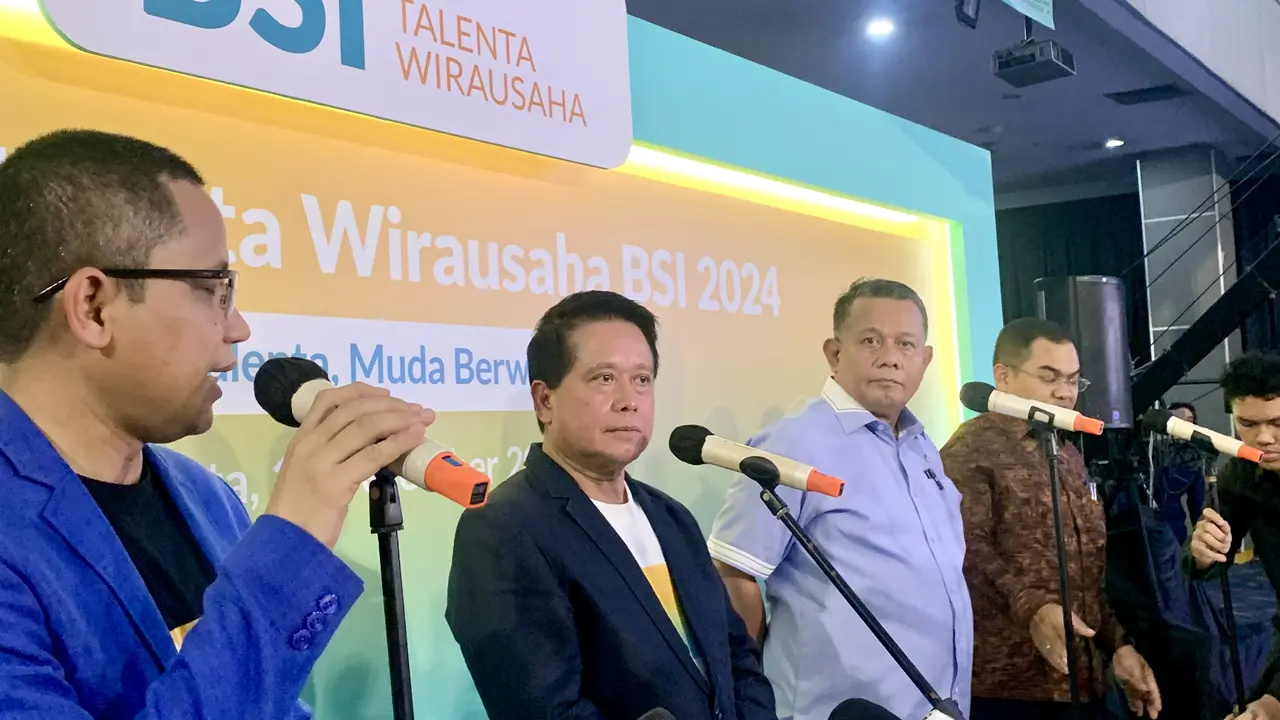 Direktur Utama BSI, Hery Gunardi mengungkapkan, pihaknya siap apabila ada peluang untuk menjalankan bank emas tahun depan.