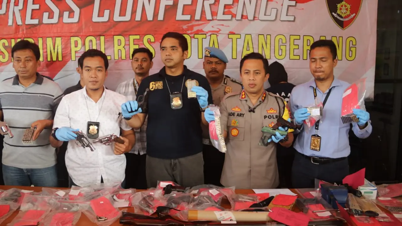 Pedagang jengkol di Kabupaten Tangerang nyambi jadi penjual senpi rakitan.