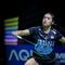 Aksi tunggal putri Indonesia, Gregoria Mariska Tunjung, pada perempat final Indonesia Open 2024 di Istora Senayan, Jakarta, Jumat (7/6/2024). (Bola.com/Bagaskara Lazuardi)