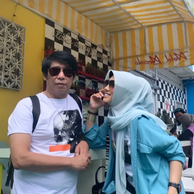 Terpaut Usia 18 Tahun, Ini 6 Potret Parto dan Istri Kedua