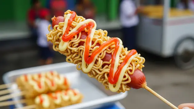 Cara Membuat Mie Gulung Sosis Crispy