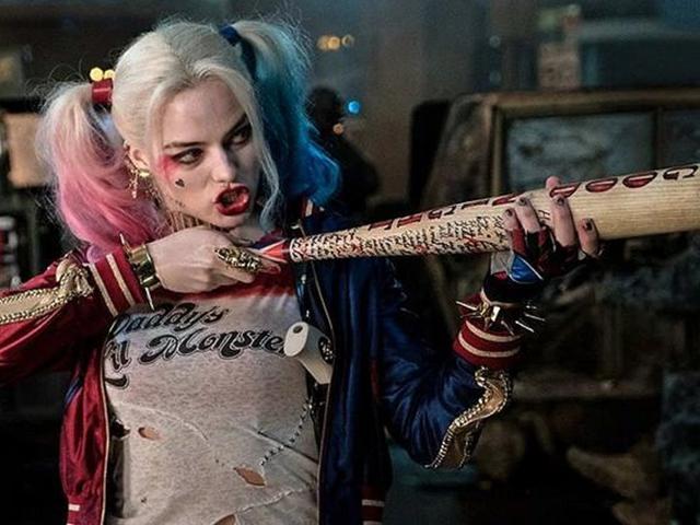 Harley Quinn Psikiater Gila Di Suicide Squad News Entertainment Fimela Com