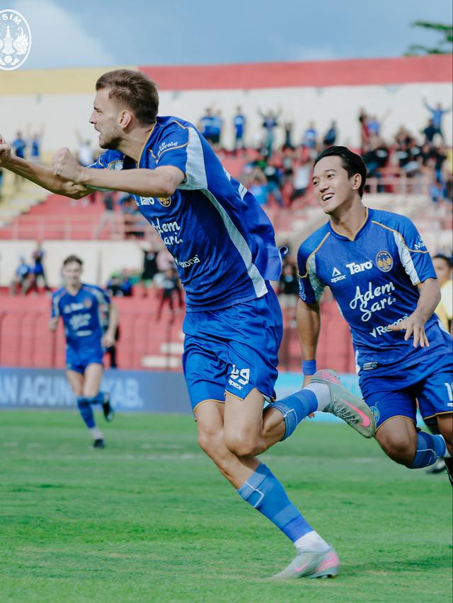 PSIM Yogyakarta  Vs Dewa United