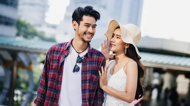 pasangan cinta bahagia