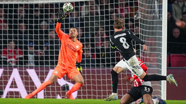 Foto: Hujan Gol Arsenal ke Gawang PSV, The Gunners Cetak Sejarah di Liga Champions