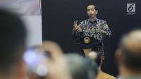 Presiden Joko Widodo saat dialog ekonomi dengan para pelaku pasar modal di BEI, Jakarta, Selasa (4/7). Dalam dialog tersebut Jokowi meyakinkan para pelaku pasar modal akan investasi di Indonesia yang tumbuh sangat bagus. (Liputan6.com/Angga Yuniar)