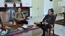 Presiden Joko Widodo atau Jokowi (kanan) bertemu dengan Ketua Kogasma Partai Demokrat Agus Harimurti Yudhoyono(AHY) di Istana Kepresidenan Bogor, Jawa Barat, Rabu (22/5/2019). Ini merupakan pertemuan kedua antara Jokowi dengan AHY dalam kurun waktu sebulan ini. (Liputan6.com/HO/Setkab/Oji)