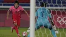 Lee Kang-in. Gelandang serang Korea Selatan berusia 20 tahun yang telah memperkuat Valencia di LaLiga selama 3 musim ini telah mencetak 3 gol di Olimpiade Tokyo 2020. Dua gol dicetaknya saat mengalahkan Rumania 4-0, dan 1 gol saat menang 6-0 atas Honduras. (Foto: AP/Kiichiro Sato)
