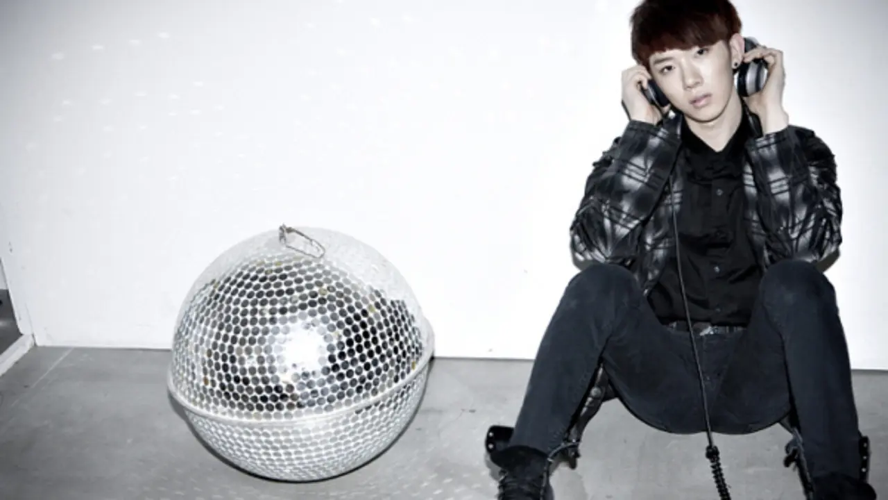 Disebut Gay, Jo Kwon 2AM Dikabarkan Punya Kekasih