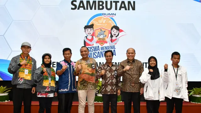 Peringati HUT RI Kegiatan BUMN Hadir Untuk Negeri Serahkan Bantuan Bina Lingkungan Di Provinsi Kalsel