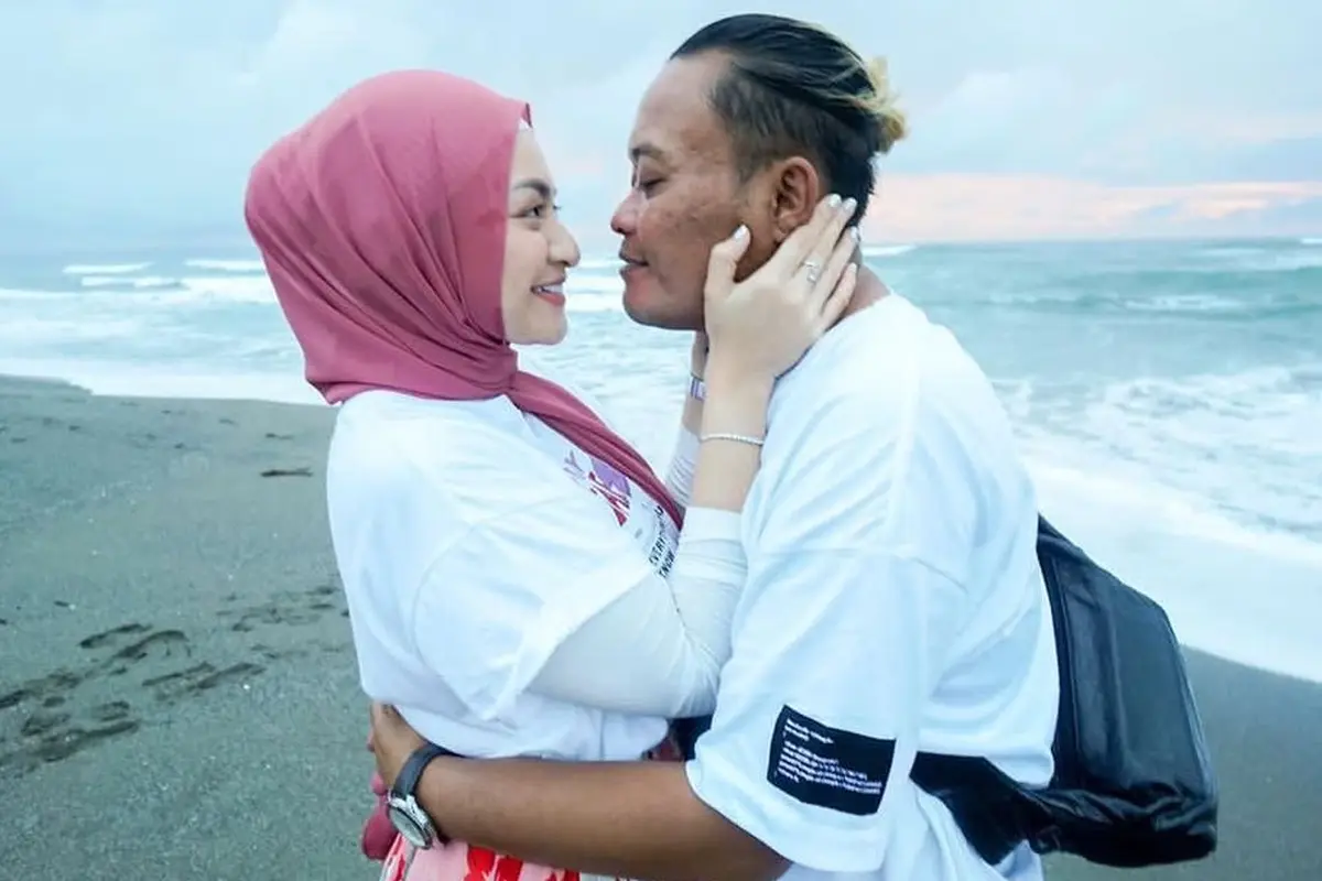 Sule dan Nathalie Holscher