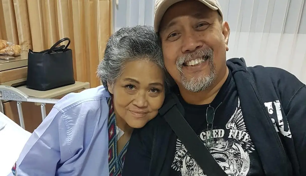 Indro Warkop dan Nita Octobijanthy