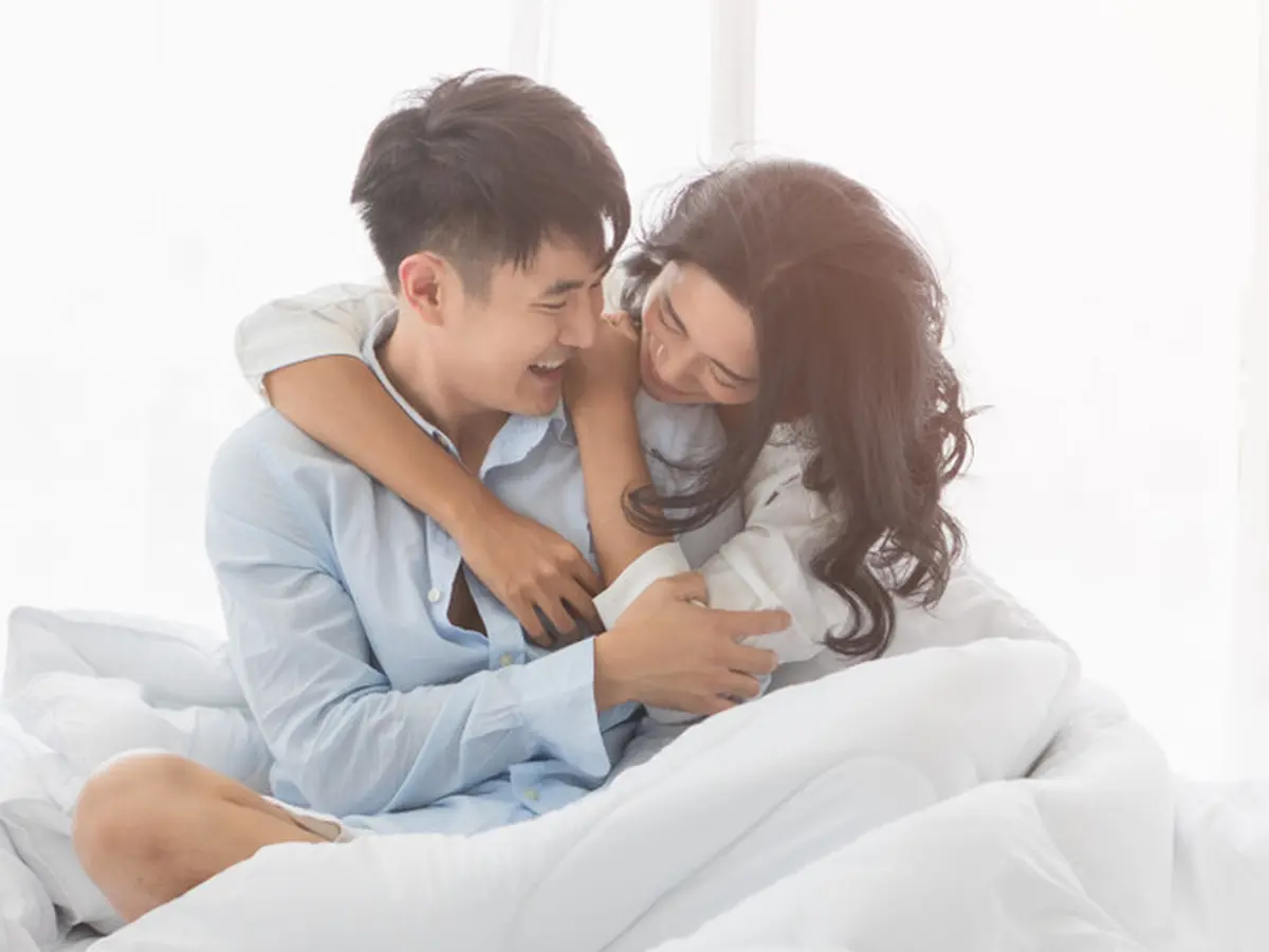 6 Hal yang Bisa Kamu Lakukan saat Malam Pertama Sebagai Pengantin Baru -  Relationship Fimela.com