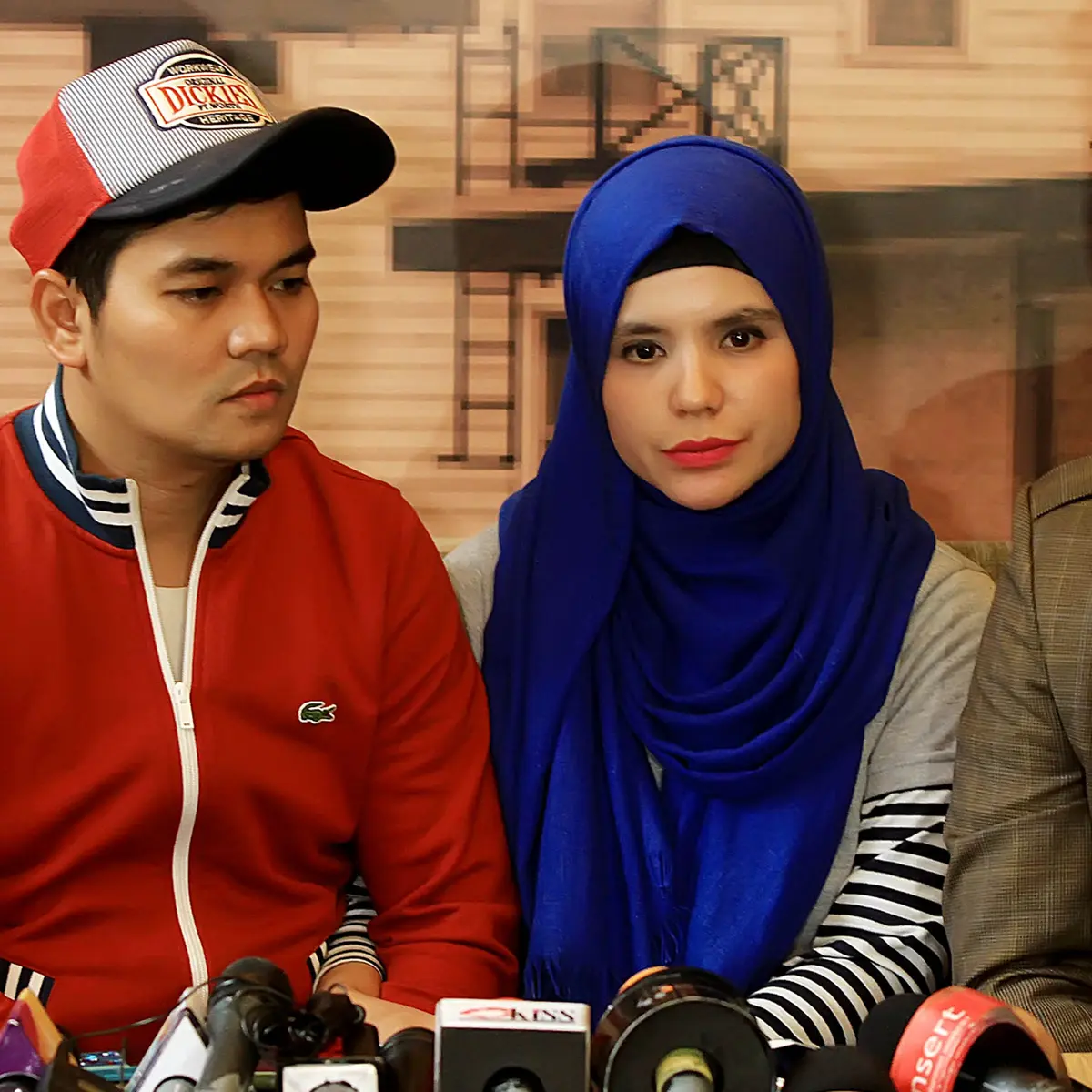 Dituding Pelecehan Seksual, Indra Bekti Tetap Mesra ke Istri - Entertainment Fimela.com