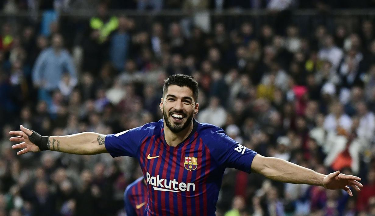 9. Luis Suárez – 125 gol: Penyerang yang didatangkan dari Liverpool demi gantikan peran David Villa di Barcelona. Total hingga Februari 2019, Suarez mencetak 125 gol bersama Barcelona. (BCWGlobal)