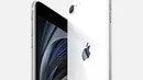 Wujud iPhone SE (2020). iPhone SE generasi kedua ini dilengkapi dengan prosesor bionik A13 buatan perusahaan yang bermarkas di Cupertino, Amerika Serikat (AS) tersebut. (Apple via AP)