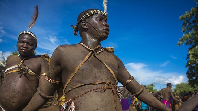Bersaing Jadi yang Paling Gendut