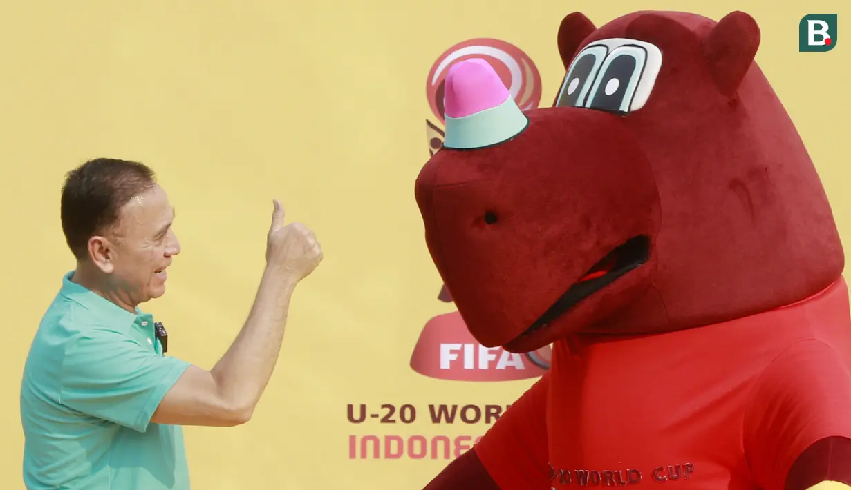 Ketua PSSI, Mochamad Iriawan saat launching maskot Piala Dunia U-20 2023 di Bundaran HI, Jakarta, Minggu (18/9/2022). (Bola.com/M Iqbal Ichsan)