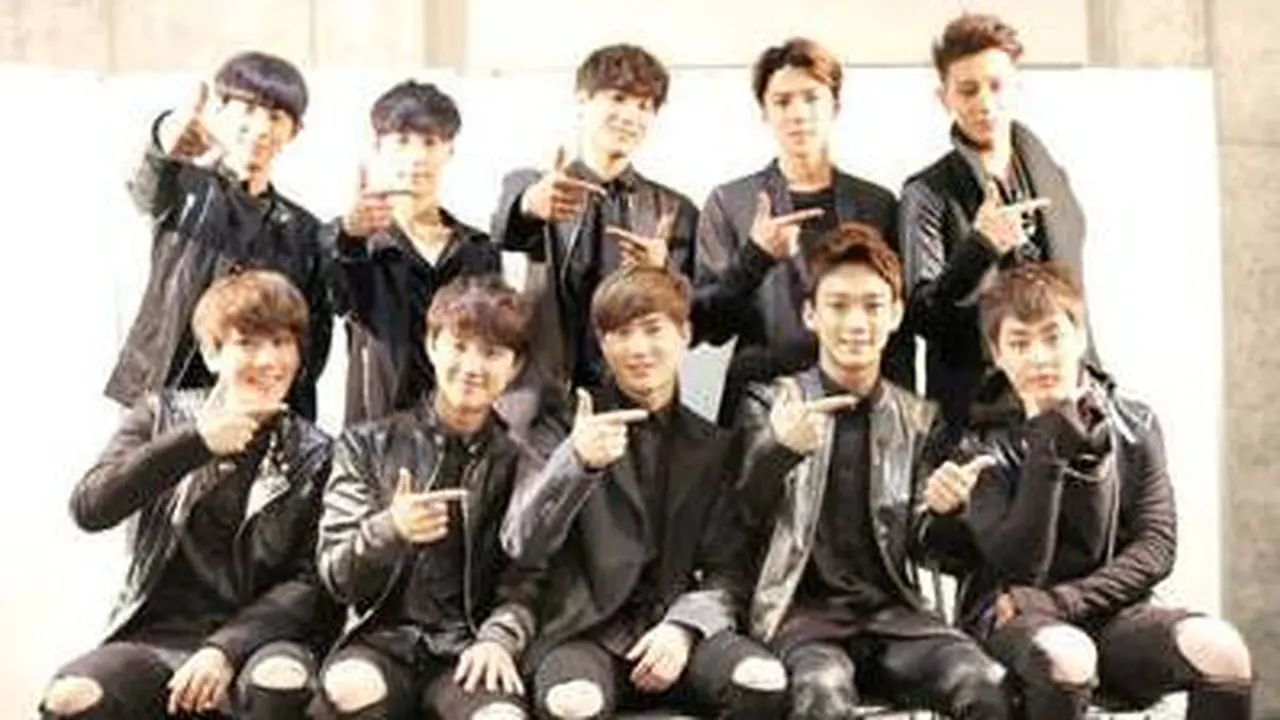 EXO Sempat Lupa Lirik di Atas Panggung