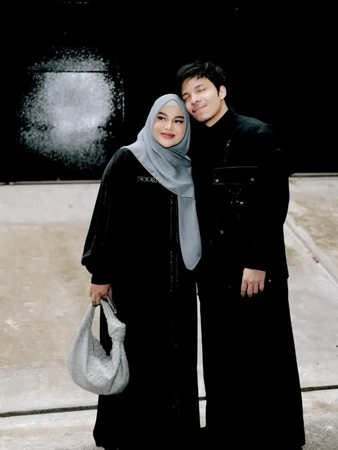 Potret Aurelie Hermansyah dan Atta Halilintar di rumah baru (Sumber: Instagram/attahalilintar dan Instagram/aurelie.hermansyah)