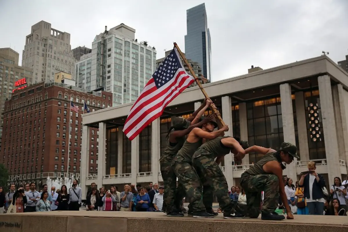 [Bintang] Tentara Wanita Amerika