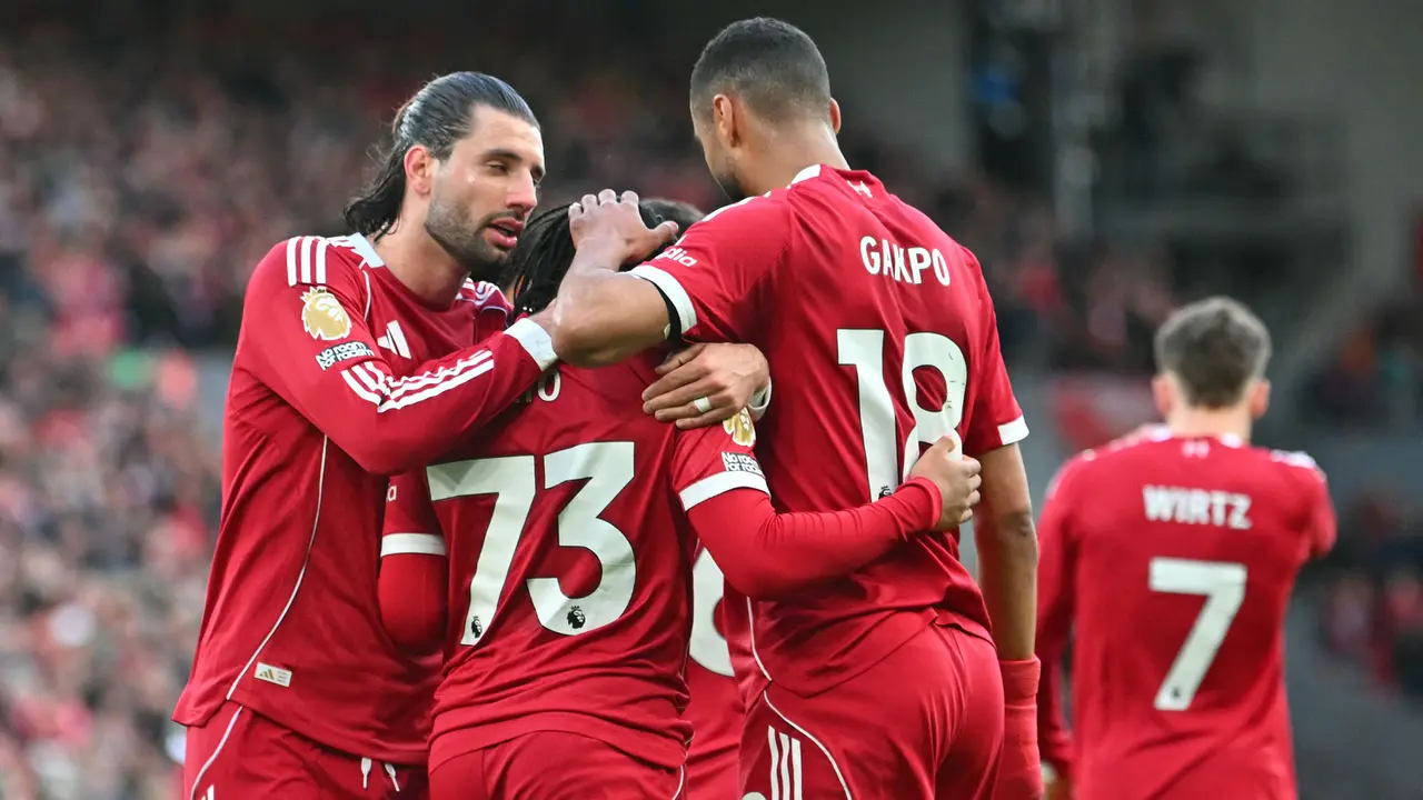 Foto: Aksi Memukau Wonderkid Liverpool, Rio Ngumoha saat The Reds Tumbangkan Fulham di Liga Inggris