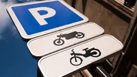 Parkir kini menjadi permasalahan yang banyak di alami warga ibu kota.