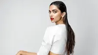 Setelah bermain dalam Padmavati, kabarnya Deepika Padukone sangat berhati-hati dalam memilih film yang akan diperankannya. Lantaran ia tak mau dibayang-banyangi dengan Padmavati. (Foto: instagram.com/deepikapadukone)