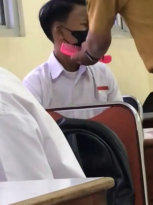 Guru pilih jadi penata rambut untuk rambutnya