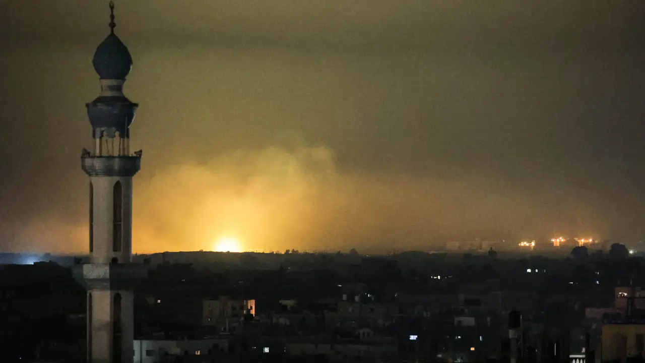Israel Kembali Bombardir Kota Rafah