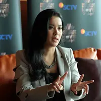 "Sebenarnya 10 film ini sudah dipilih, sulitnya kita akan memilih di nominasi yang terbaik. Setiap juri akan memiliki persepsi yang berbeda saat berpendapat, dan itu pasti sulit sih," tandas Marcella Zalianty. (Deki Prayoga/Bintang.com)