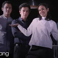 Ilham Aditama, Febrian Nindyo, Dalila Azkadi, serta Ezra Mandira yang tergabung dalam grup band HiVi kini tengah mewarnai belantika musik Indonesia. (Febio Hernanto/Bintang.com)