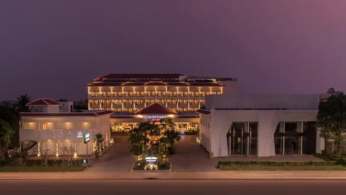 Berlibur di Courtyard by Marriott Siem Reap Kamboja