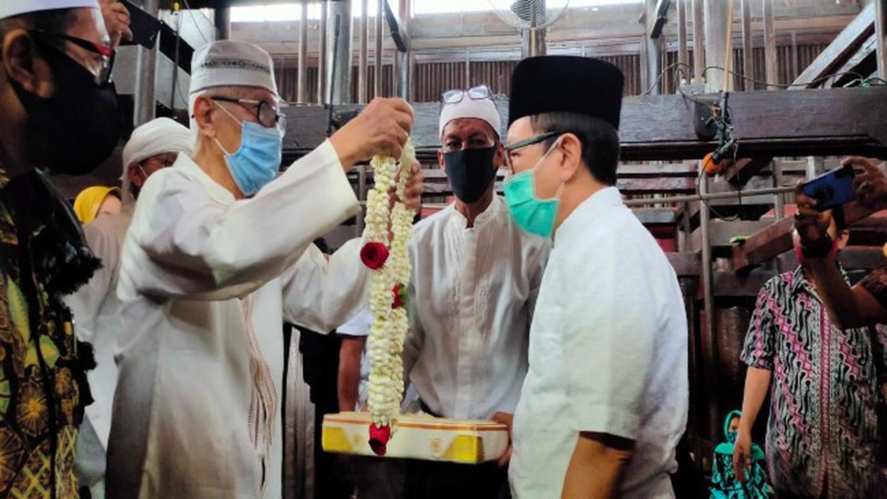 Kisruh Perebutan Tahta Keraton Kasepuhan Usai Sultan Arief Meninggal