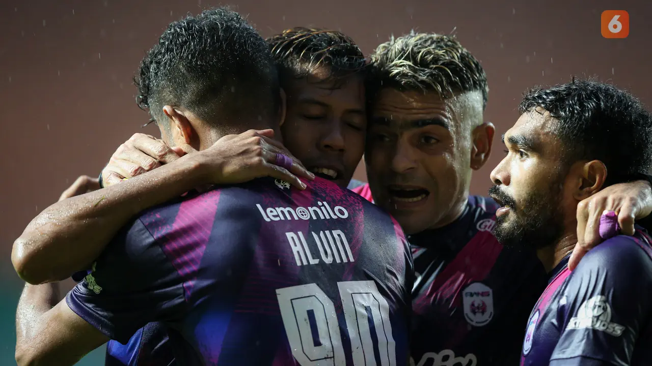 Foto: Di Bawah Guyuran Hujan, Klub Milik Raffi Ahmad Rans Cilegon FC Lolos ke Final Liga 2 dan Promosi ke Liga 1 usai Tekuk PSIM 3-0