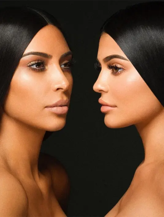 Kylie Jenner sendiri pun merasa khawatir Kim Kardashian akan kembali mendapatkan "mahkota"nya. (instagram/kimkardashian)