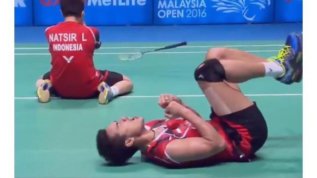 Kemenangan dramatis Tontowi Ahmad / Lillyana Natsir pasangan ganda campuran Indonesia di Malaysia Terbuka 2016 Super Series Premier pada Minggu (10/4/2016).