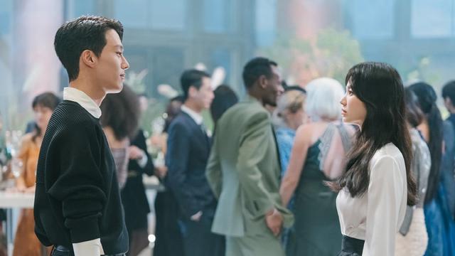 Jang Ki-Yong dan Song Hye-Kyo "Now, We Are Breaking Up".