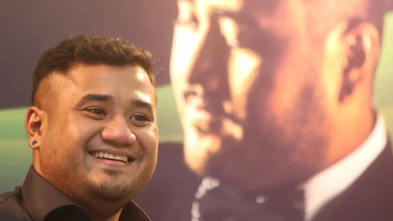 [Bintang] Mike Mohede