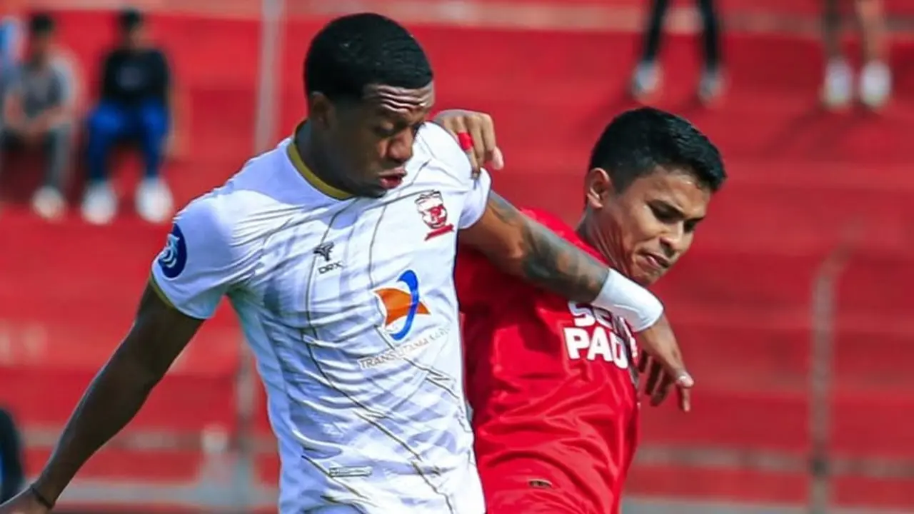 Semen Padang Vs Madura United di BRI Liga 1 2024/2025