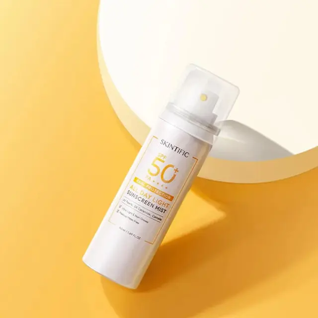 10 Rekomendasi Sunscreen Terbaik untuk Kulit Kombinasi Edisi Terbaru 2024