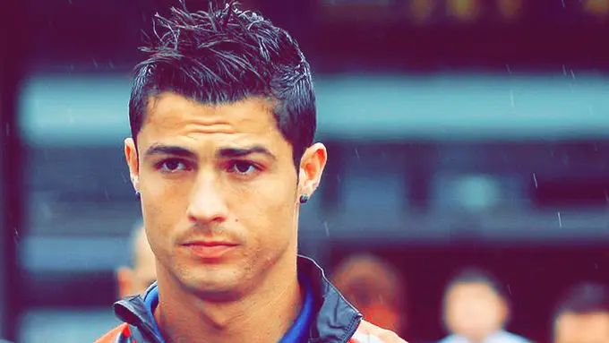 Jangan Tolak Jika Ada yang Ajak Kamu Main Bola, Bisa Jadi Dia CR7