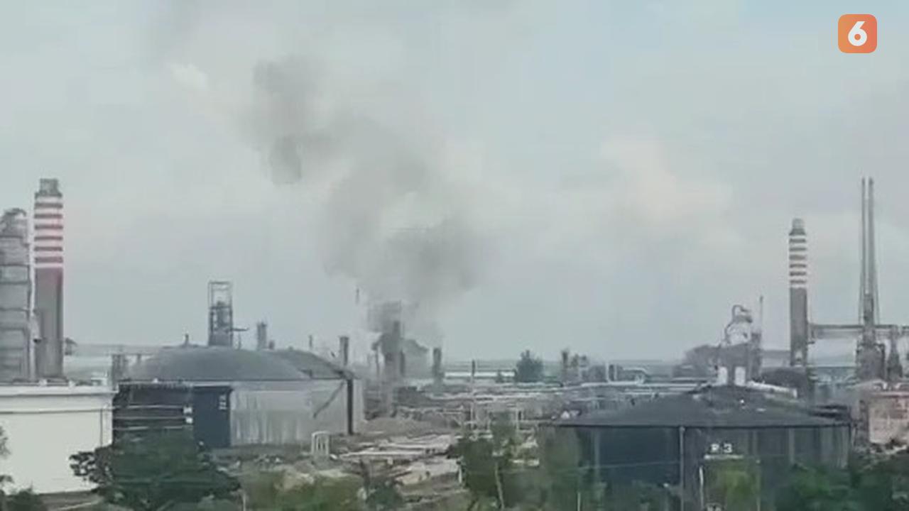 Kebakaran Kilang Pertamina Internasional Balikpapan
