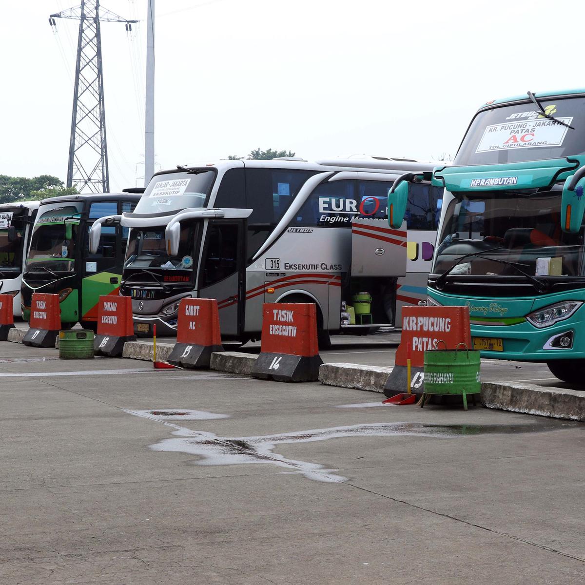 Banyak Armada Nganggur, Kemenhub Ingin Bus Pariwisata jadi ...