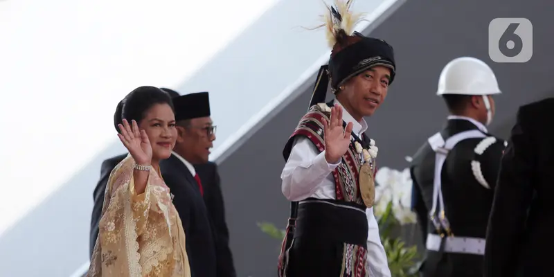 Jokowi Hadiri Sidang Tahunan Pakai Baju Adat Tanimbar Maluku