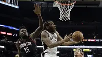 Kawhi Leonard Bakal Tetap Bermain untuk Spurs di Gim Keenam