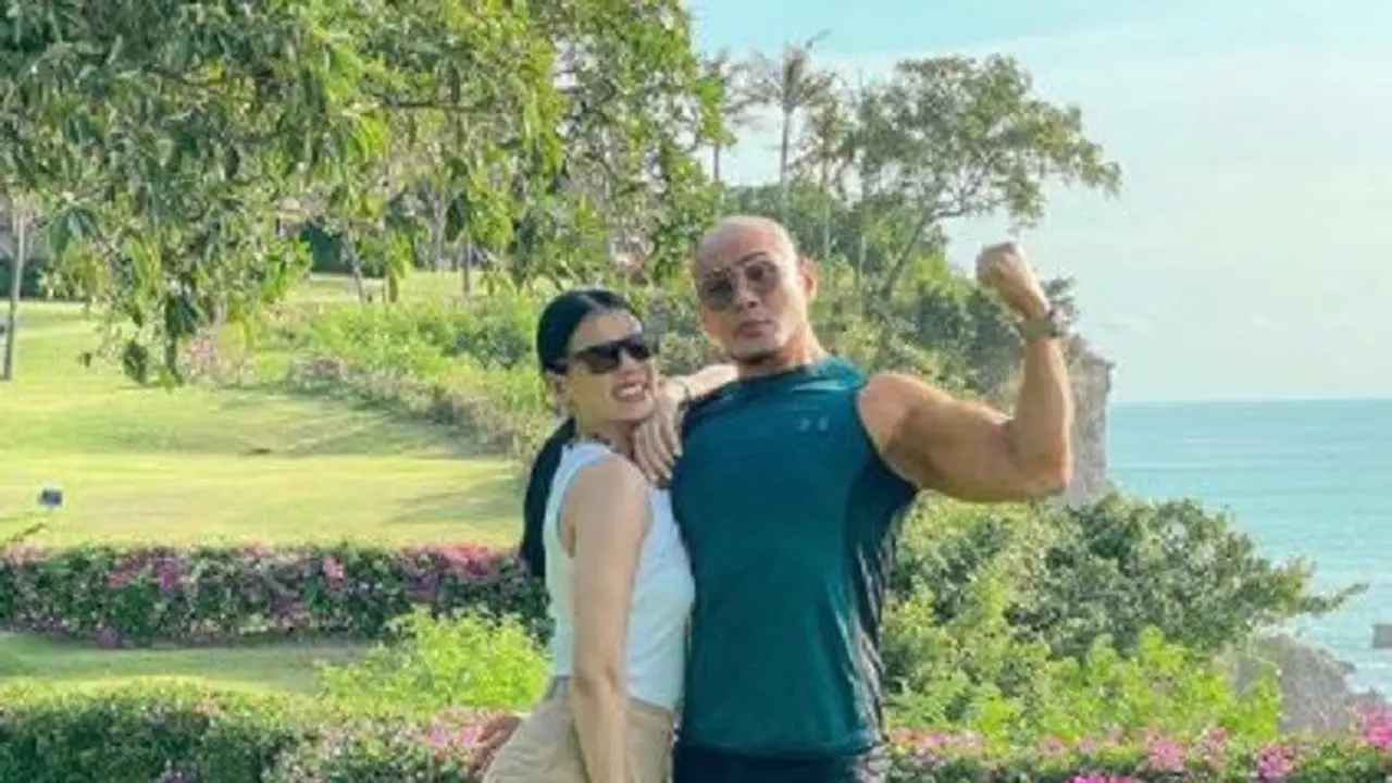 Deddy Corbuzier - Sabrina Chairunnisa (Foto: Instagram/@sabrinachairunnisa_)